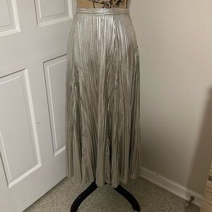 Beautiful Anthropologie metallic skirt.